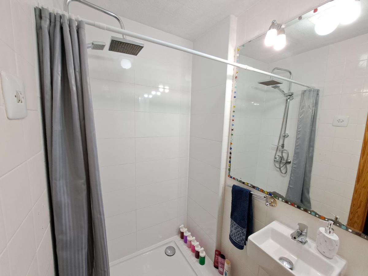 Full Equipped And Comfortable Apartment With Wifi Valensiya Dış mekan fotoğraf
